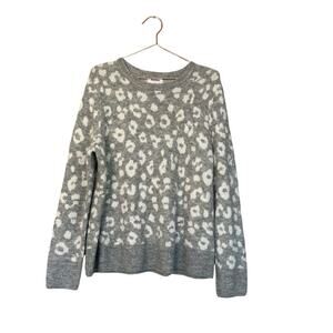 Old navy cozy leopard sweater size XL